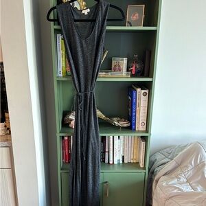 Chic Grey Sleeveless Maxi Dress